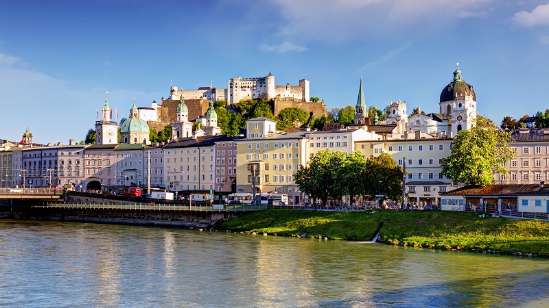 Udflugt 1: Salzburg med l og chokolade